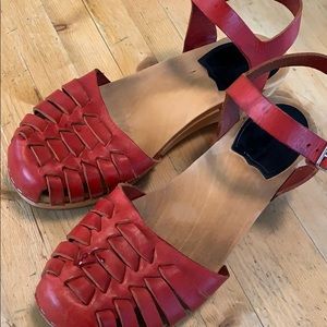 Swedish Hasbeens closed toe sandal